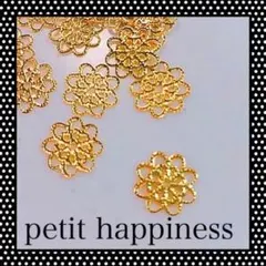 お花の透かしパーツ　100枚　ゴールド ハンドメイド資材　デコ　ピアスパーツ