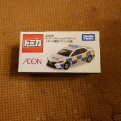 トミカ AEON トヨタ カムリ スポーツ イギリス警察デザイン仕様のサムネイル