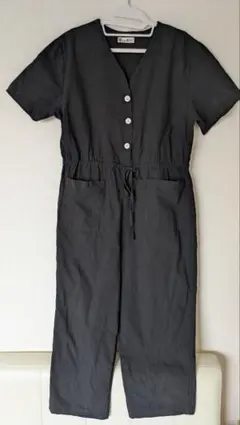 GOGOSING☆黒いボタン付きVネックオールインワン 黒