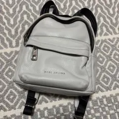 MARC JACOBS スモールレザーバックパック　グレー