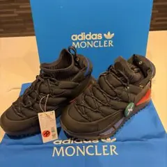 adidas x Moncler NMD Runnerのサムネイル
