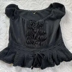 バーバリーブルーレーベルのフリル付き ブラック ノースリーブ トップスサイズ38
