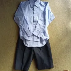 水色フォーマルシャツと黒ショートパンツセット130センチ