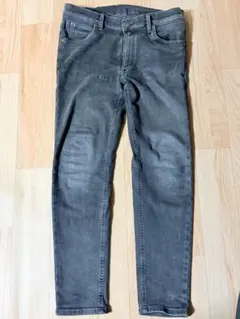 Lee スリムフィット ブラックデニム