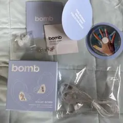 k*k様 ILLIT bomb Merch ver. イヤモニ風イヤホン - メルカリ