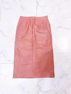 タイトスカート　ピンク