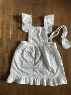 ホワイトフリルエプロン