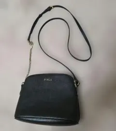 FURLA ショルダーバッグ ブラックのサムネイル
