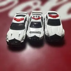 トミカ パトカー 3台セットのサムネイル