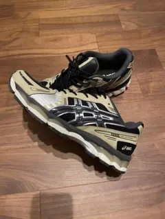 Asics Gel-Kayano 12.1Black/Obsidian Greyのサムネイル