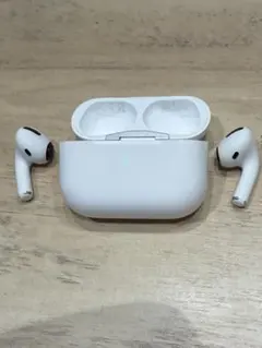 AirPods Pro第1世代 ジャンク左イヤホン音割れあり充電ケース,ケーブル