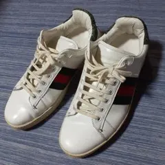 安価！良質！GUCCIスニーカーです！