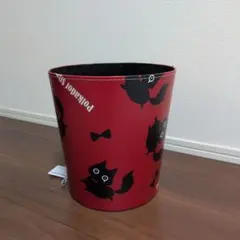 ポルカドットスティングレイ　ダストボックス　黒猫