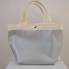 BASIC TRADITIONAL シルバー トートバッグ