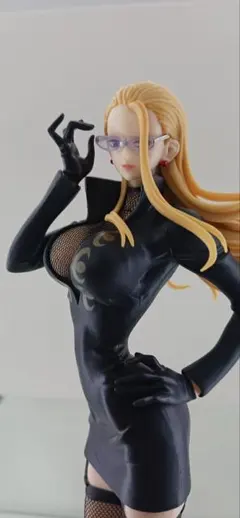 ワンピース GLITTER GLAMOURS フィギュア　カリファ