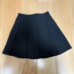 GU 黒　プリーツスカート