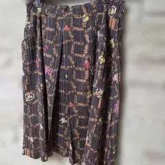 未使用♡PLEATS PLEASE総柄 プリーツスカートのサムネイル