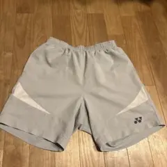 YONEX ライトグレー バドミントンパンツ