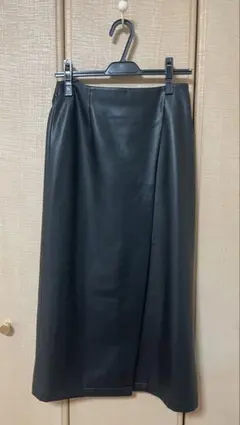 PLSTプラステ　フェイクレザーナロースリットスカートM