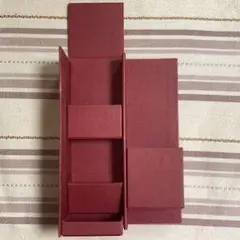 赤い仕切り付きボックス 中型