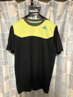 adidas アディダス Tシャツ　Lサイズ