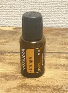 ドテラ doTERRA オレンジ 15ml エッセンシャルオイル 新品のサムネイル