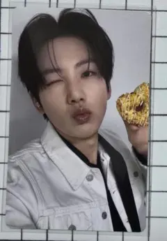 TREASURE はぴだんぶい カフェ トレカ ジュンギュ 東京