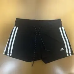 adidas ブラック ショートパンツ Mサイズ