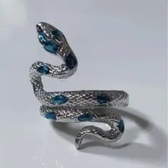 蛇デザイン シルバーリング 青色ストーン