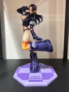 ワンピース ニコ・ロビン フィギュア　POP エッグヘッドのサムネイル