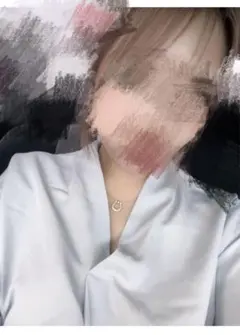 ライトグレー Vネック 長袖シャツ