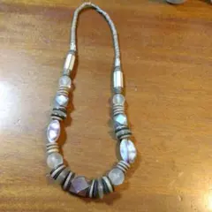 天然石・貝製ビーズネックレス