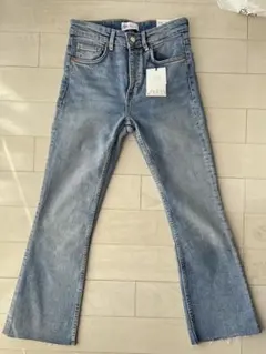 【タグ付き！新品未使用】ZARA クロップドフレア　デニムパンツ　36 ブルー
