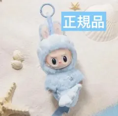 ポップマート　シンガポール　ラブブ シンガポールのポップマートで見つけたLABUBU❤️ コーラ持っ