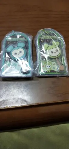 TWICE チョコがけボーロ＆チャーム ジョンブリー、ミブリー