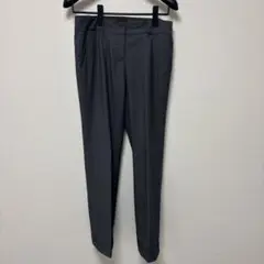 グレー テーパード スラックス
