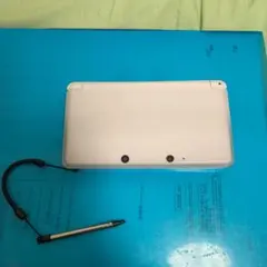 ニンテンドー3DS ピュアホワイト
