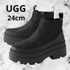 2026年最新】UGGチェルシーブーツの人気アイテム - メルカリ