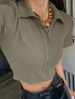 DAZY ボタン クロップドtシャツ