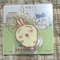 ちいかわ　アクリルシーンクリップビスケット　うさぎ