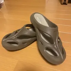 KEEN サンダル スライド ブラウン系のサムネイル