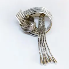 て*ん様 昭和レトロ☆シルバーのブローチ