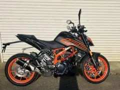 ktm125デューク　ブラック&オレンジ　低走行のサムネイル