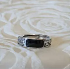 シルバーリング♡ブラック　シンプルスタイルフリーサイズ