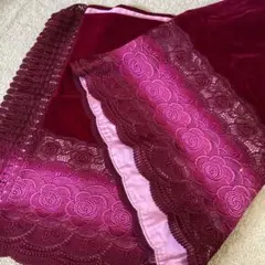 未使用品　レトロな感じのビロードとレースのショール　華やかさを増すお品