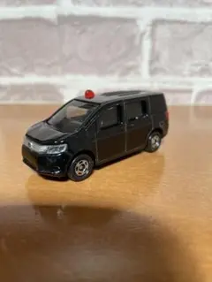 トミカ　覆面パトロールカー　ステップワゴン　No.21