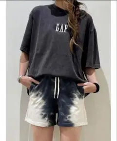 美品GAP ダークグレー オーバーサイズTシャツレディースメンズ