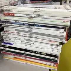 ファッションニュース コレクション① 4箱に分けて発送