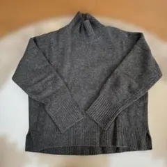 UNIQLO ニット グレー