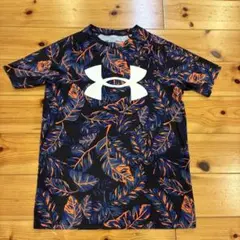 Under Armour 葉柄 Tシャツ　YLG 150